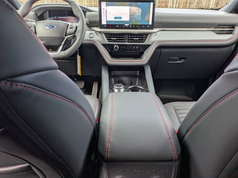 New 2026 Ford Explorer ST-Line image 28
