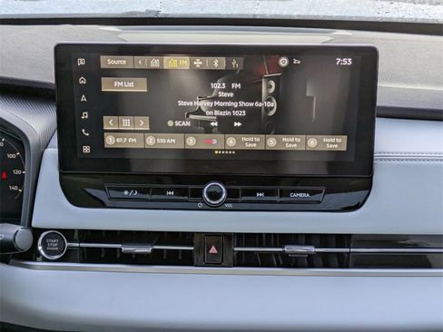 New 2025 Mitsubishi Outlander SE image 19