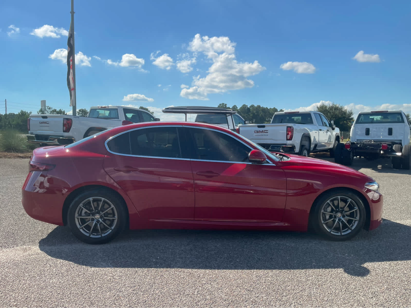 Used 2018 Alfa Romeo Giulia RWD image 4