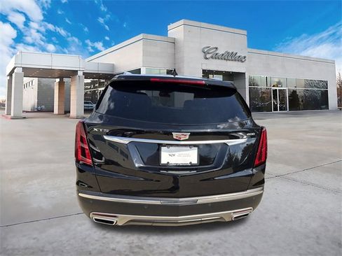 Certified 2025 Cadillac XT5 Premium Luxury image 4