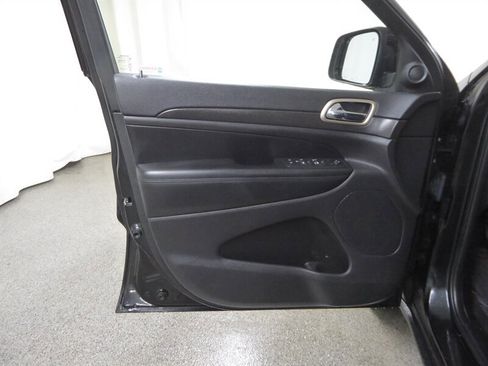 Used 2016 Jeep Grand Cherokee Laredo w/ Quick Order Package 23E image 20