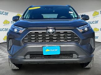 Used 2022 Toyota RAV4 XLE video 2