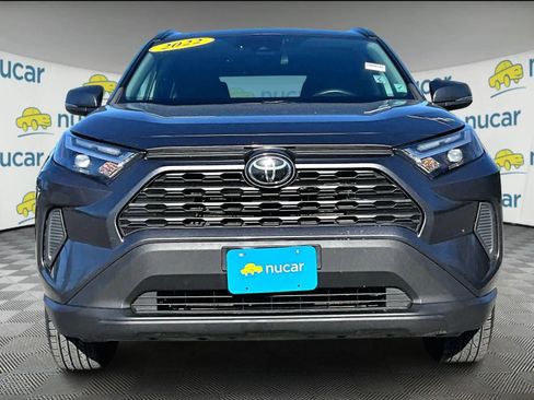 Used 2022 Toyota RAV4 XLE image 2