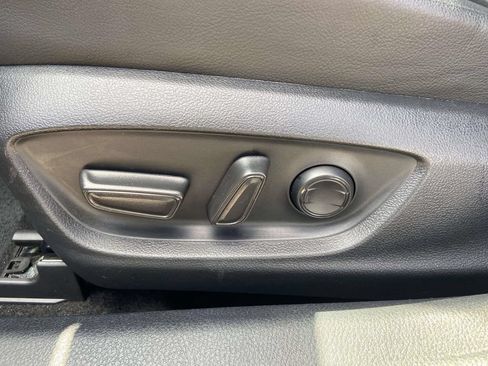 Used 2024 Toyota Camry SE FWD image 14