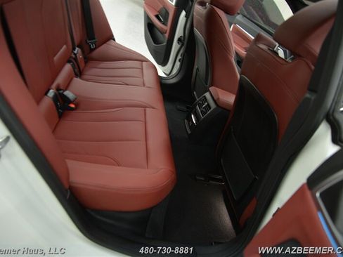 Used 2023 BMW i4 eDrive40 w/ Premium Package image 23