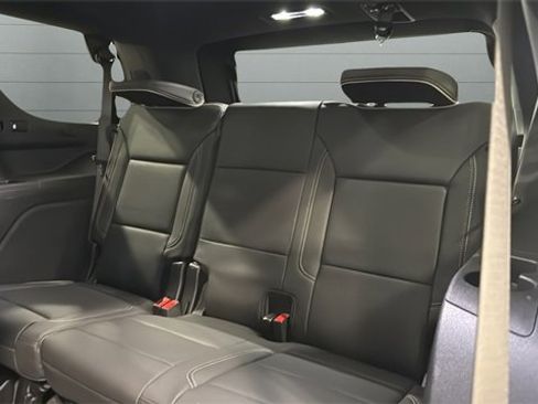 Used 2024 Chevrolet Tahoe Premier w/ Advanced Technology Package image 30