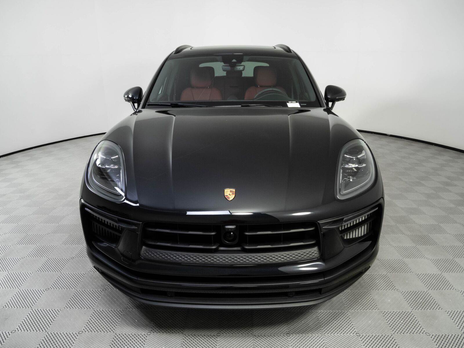 New 2026 Porsche Macan S AWD/4WD image 36