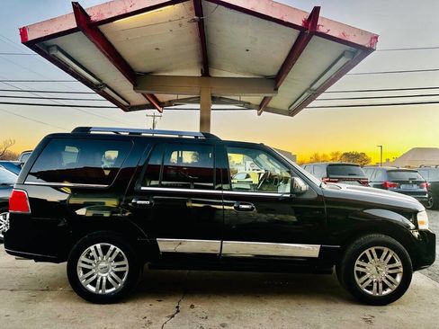 Used 2008 Lincoln Navigator 4WD image 5