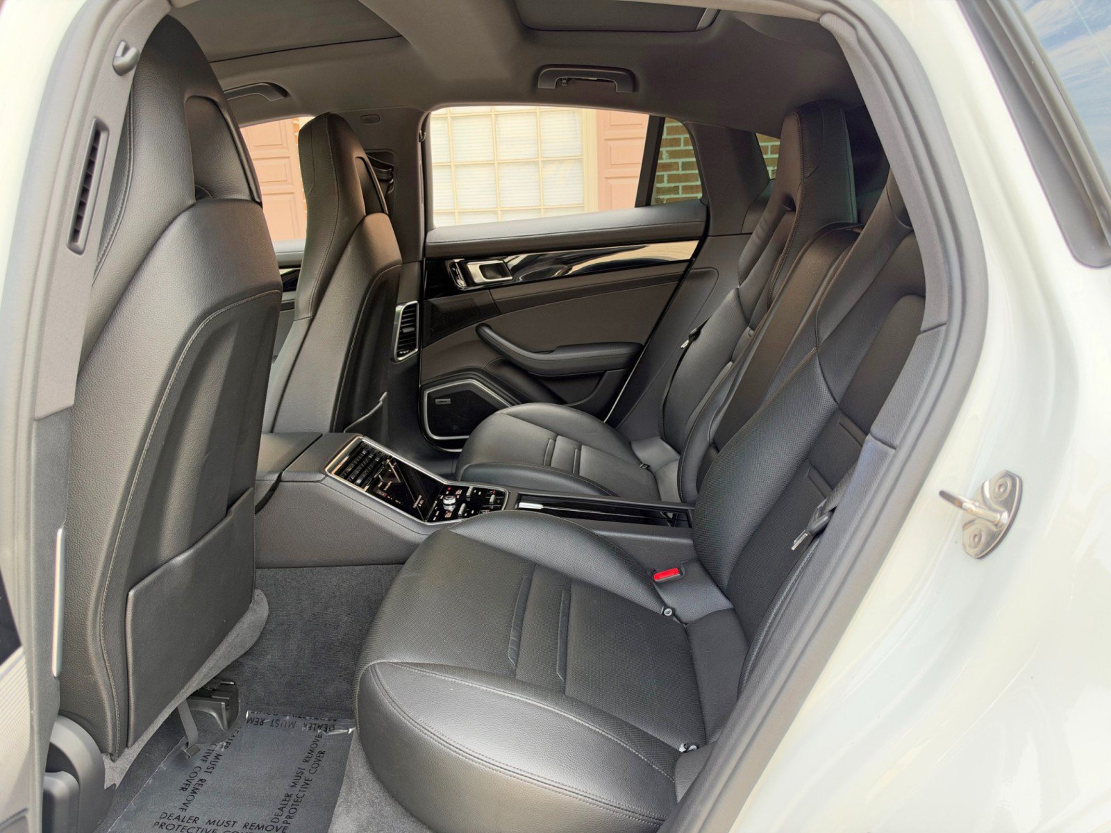 Used 2018 Porsche Panamera image 45
