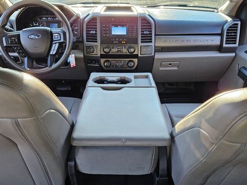 Used 2020 Ford F250 XL w/ Power Equipment Group image 10