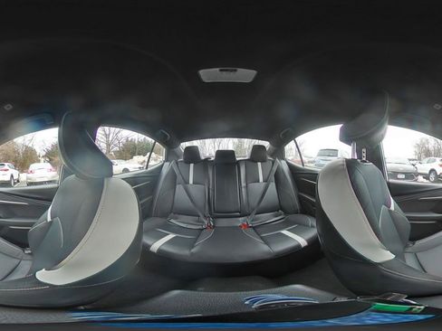 Used 2025 Toyota Camry SE image 38