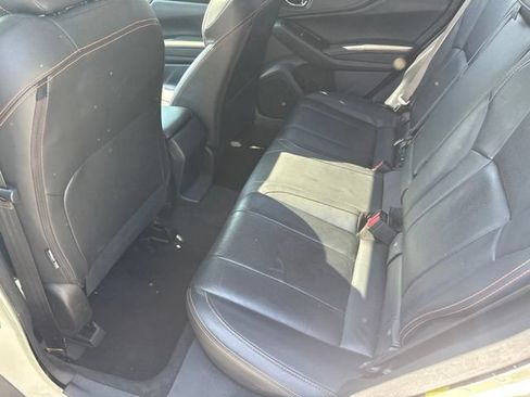 Used 2019 Subaru Crosstrek 2.0i Limited w/ Moonroof Package w/Navigation AWD/4WD image 12