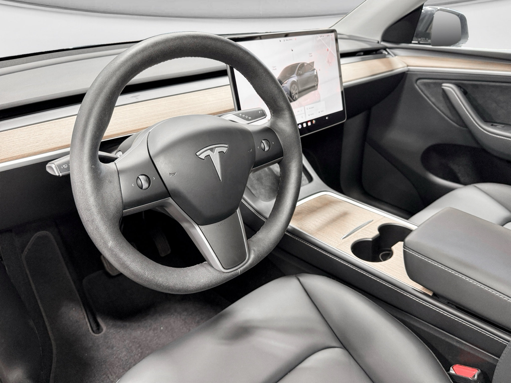 Used 2024 Tesla Model Y Long Range AWD/4WD image 17