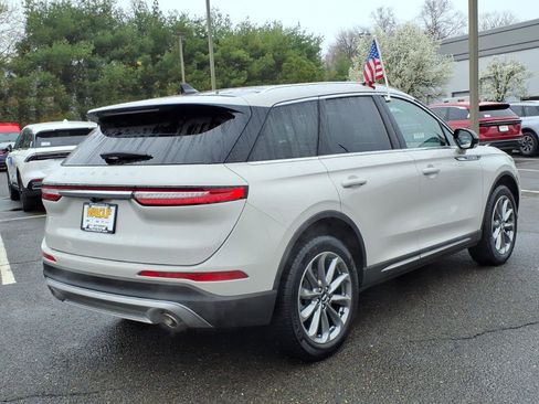 Used 2022 Lincoln Corsair AWD w/ Premium Package image 6