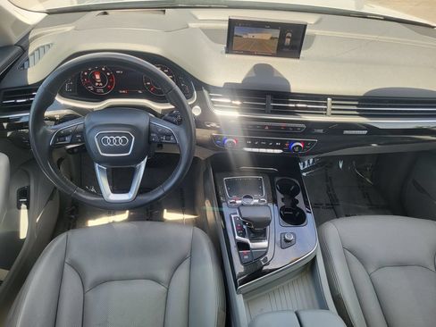 Used 2018 Audi Q7 3.0T Prestige w/ Prestige Package AWD/4WD image 29