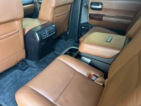 Certified 2016 Toyota Sequoia Platinum AWD/4WD image 11