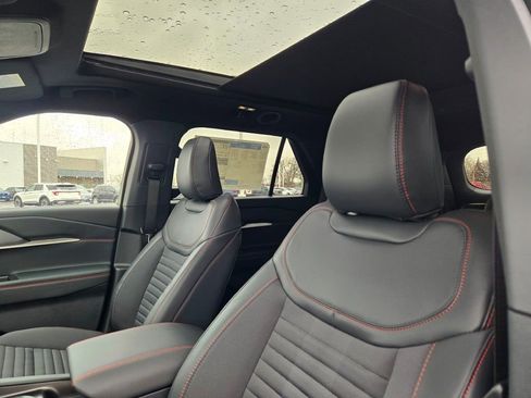 New 2026 Ford Explorer ST-Line w/ ST-Line Street Pack image 29