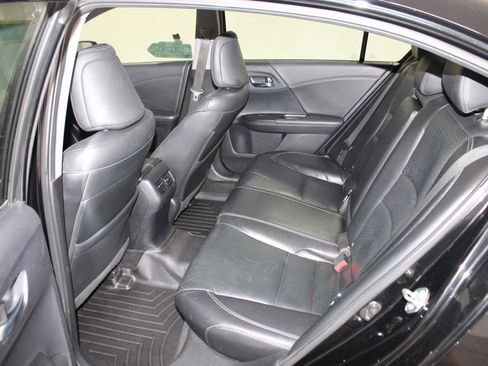 Used 2015 Honda Accord EX-L image 22