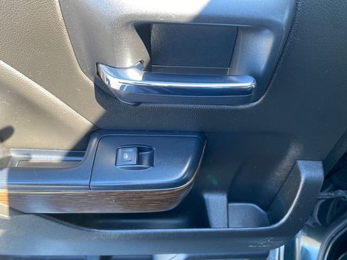 Used 2019 GMC Sierra 2500 Denali image 16