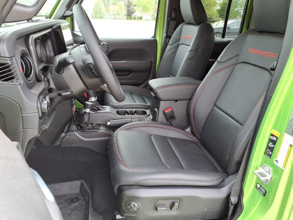 Used 2026 Jeep Gladiator Sport AWD/4WD image 4