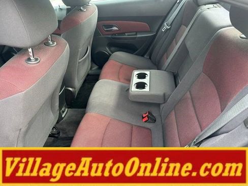 Used 2014 Chevrolet Cruze LT FWD image 27