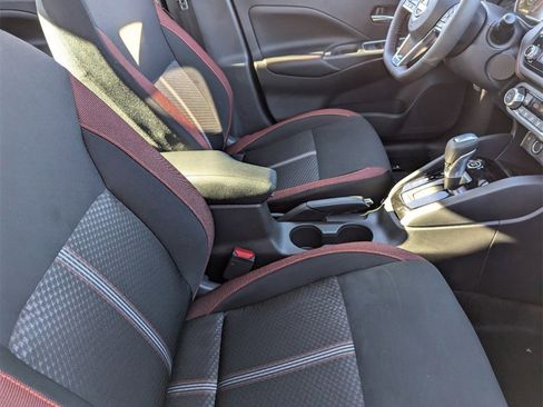 New 2025 Nissan Versa SR image 28