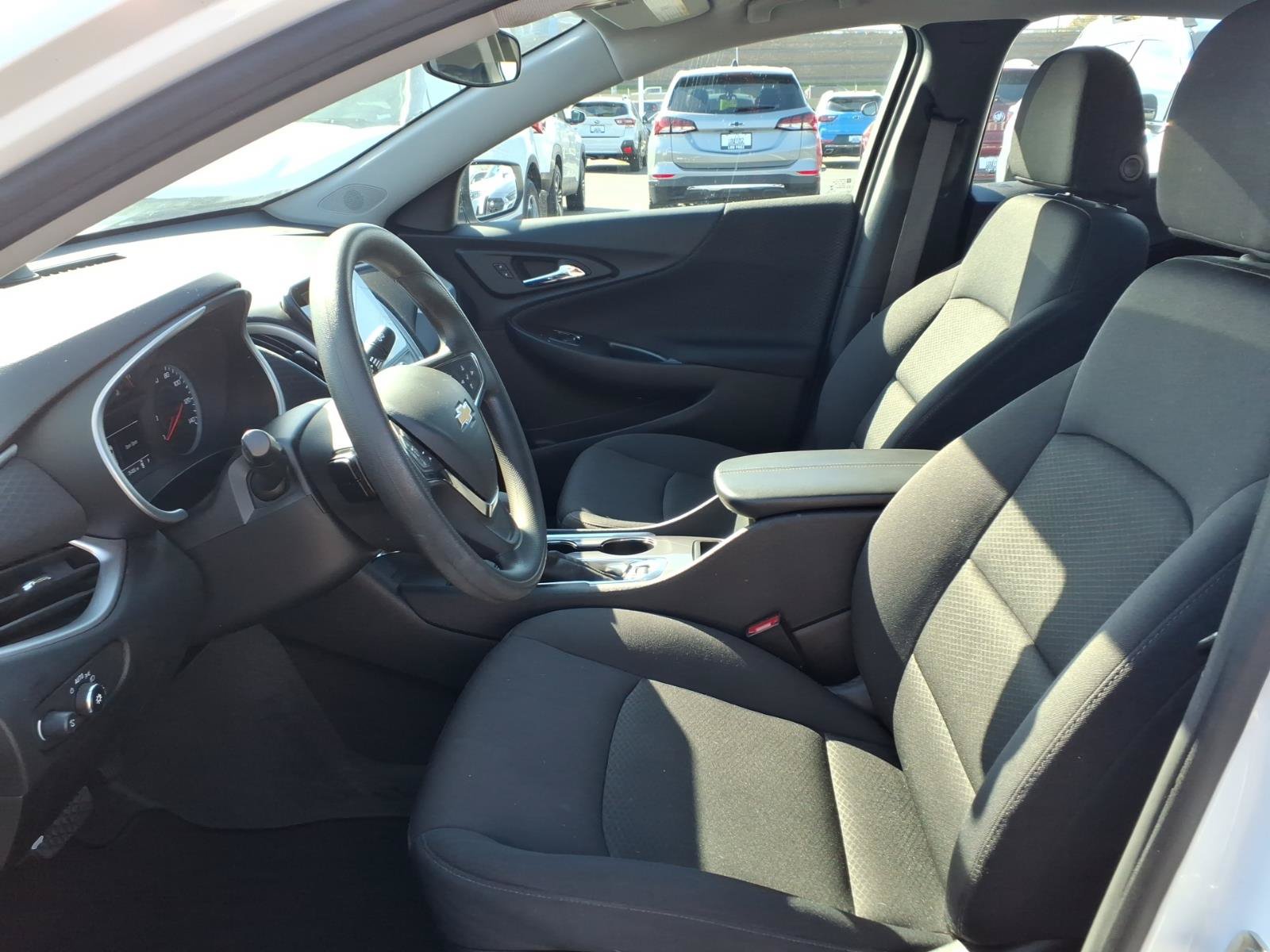 Used 2023 Chevrolet Malibu LT FWD image 25