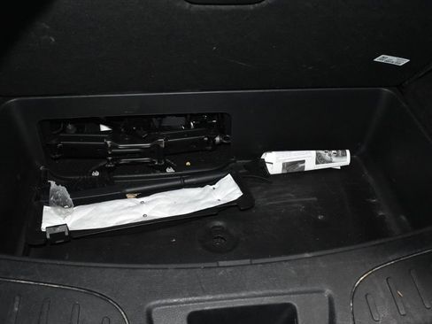 Used 2024 Dodge Durango GT image 32