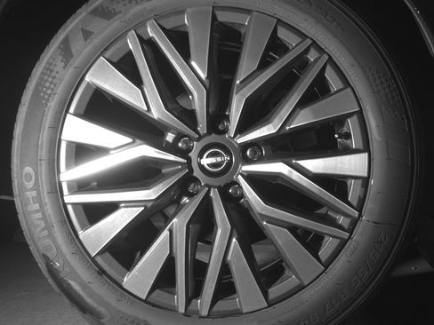 Used 2025 Nissan Altima 2.5 SV image 15