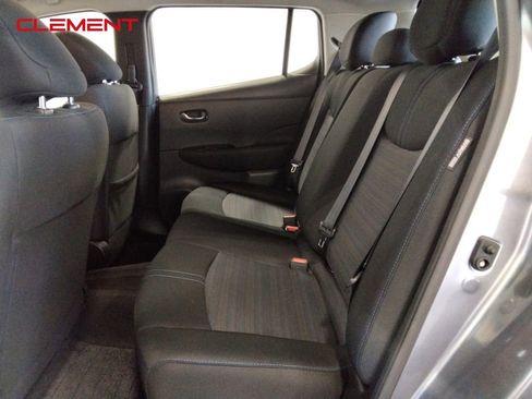 Used 2022 Nissan Leaf SV Plus image 27