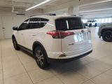 Used 2017 Toyota RAV4 LE image 6