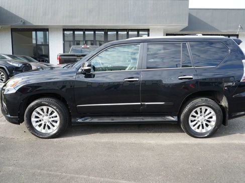 Used 2014 Lexus GX 460 AWD/4WD image 2