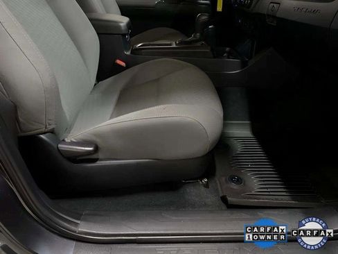 Used 2022 Toyota Tacoma SR image 77