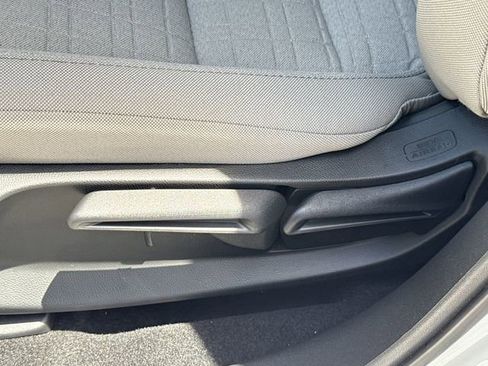 New 2027 Honda HR-V LX image 25