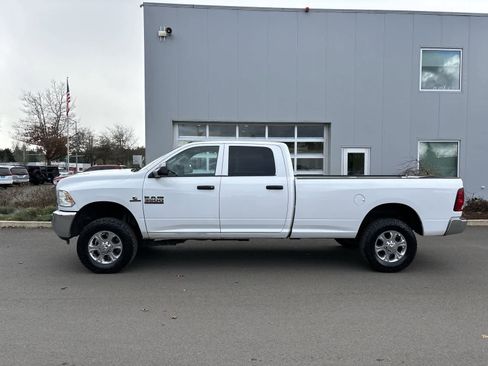 Used 2018 RAM 3500 Tradesman w/ Chrome Appearance Group image 2