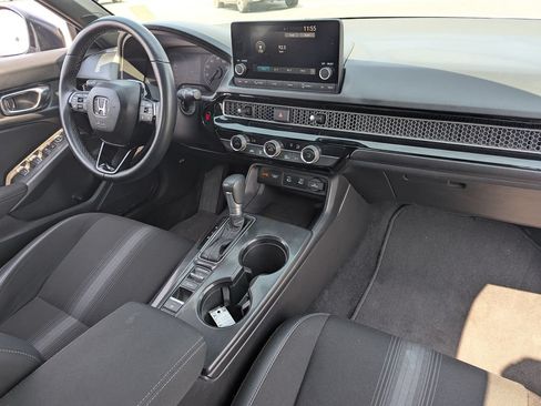 Used 2025 Honda Civic Sport image 29