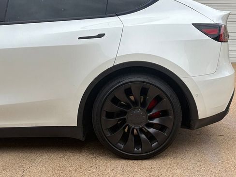 Used 2022 Tesla Model Y Performance AWD/4WD image 20