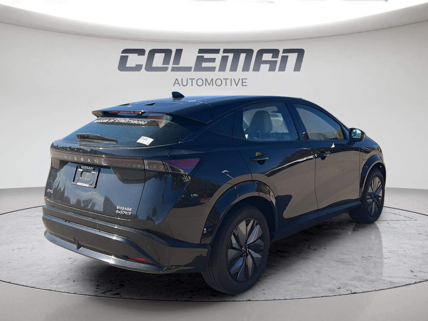 Used 2024 Nissan Ariya AWD image 3