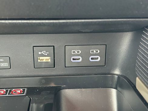 Certified 2025 Toyota Camry SE image 28