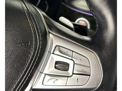 Used 2018 BMW 740i RWD image 26