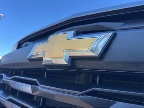 Used 2023 Chevrolet Colorado W/T image 39