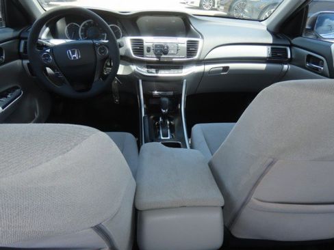 Used 2013 Honda Accord LX image 20