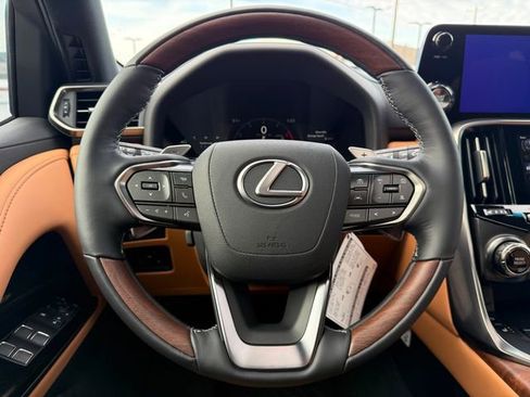 New 2026 Lexus LX 600 4WD w/ Luxury Package image 16