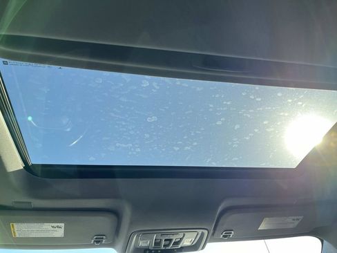 Used 2021 GMC Sierra 1500 Denali w/ Denali Ultimate Package image 16