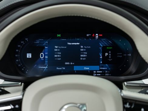 New 2026 Volvo XC60 T8 Ultra image 18