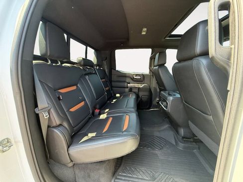 Used 2020 GMC Sierra 1500 AT4 w/ AT4 Premium Package AWD/4WD image 23