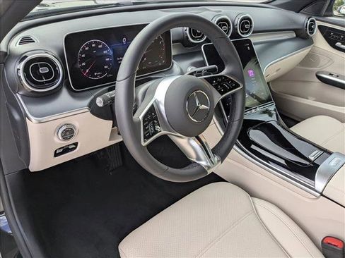 Used 2025 Mercedes-Benz C 300 Sedan image 10