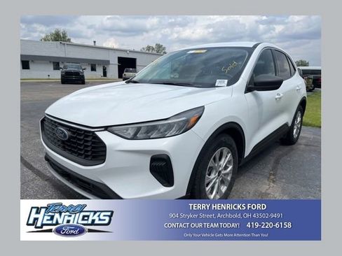 Used 2023 Ford Escape Active FWD image 1