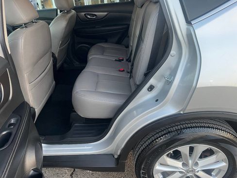 Used 2014 Nissan Rogue SV w/ SV Premium Package image 20