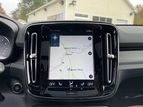 Used 2019 Volvo XC40 T5 R-Design image 33